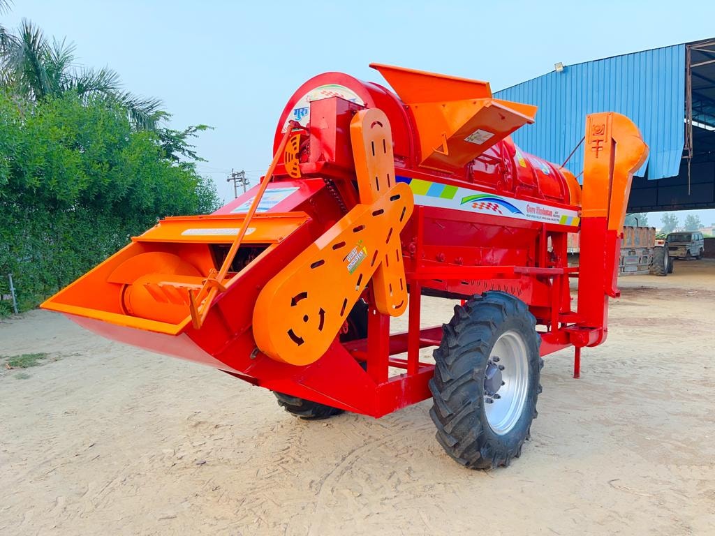 tractor mini combine.jpg